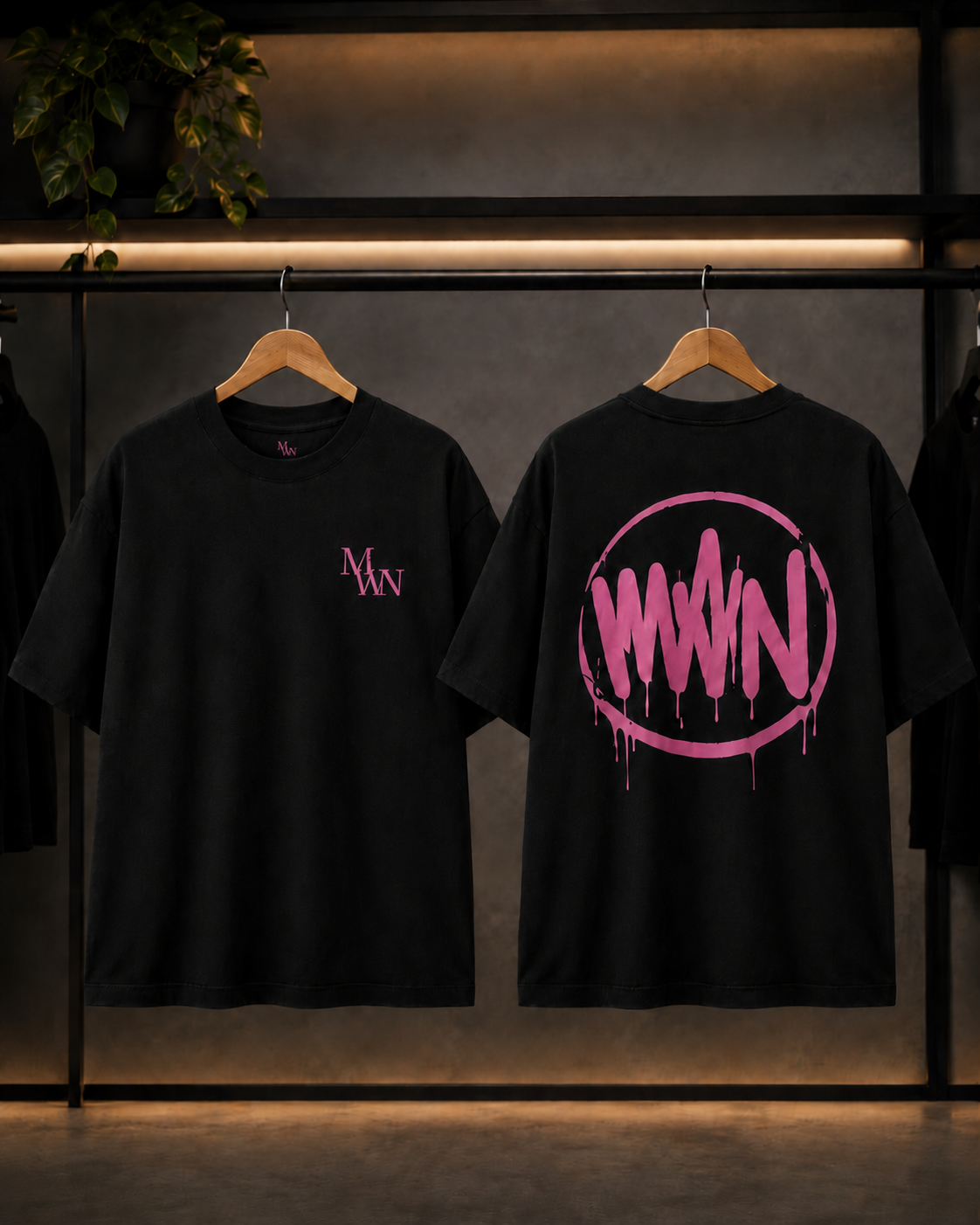 MWN FAMILY — Signature Tee Black & Pink